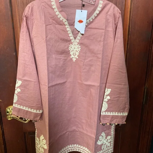 Khaadi Mauve Tunic with Cream embroidery and Trim - Picture 15 of 16